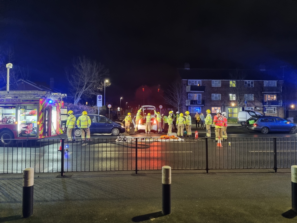 Major Portsmouth Road closed following RTC Hampshire Incidents