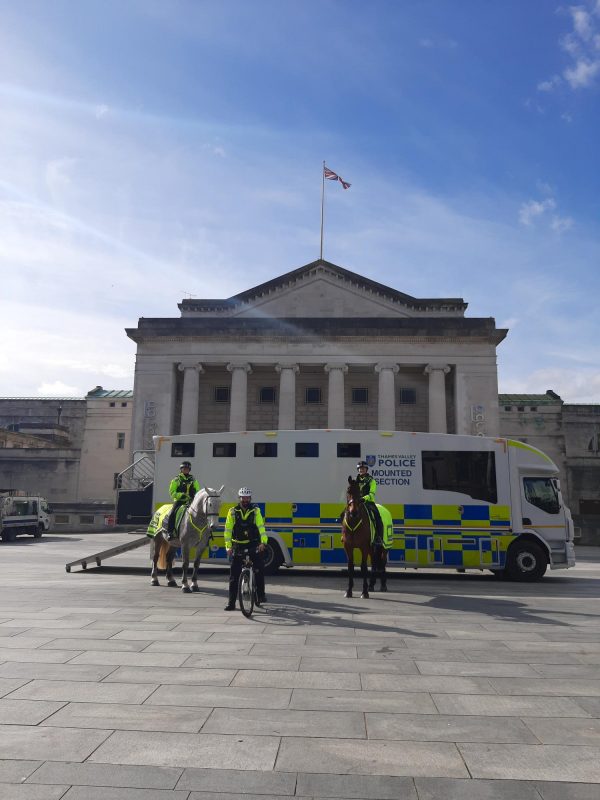 county-lines-intensification-week-2022-in-southampton.-l-r-harper-and-loki-with-their-riders-from-the-mounted-section-with-an-officer-on-bike-patrol-in-between..jpg