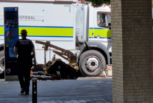 Students and Businesses evacuated following discovery of a suspicious package at Portsmouth train station