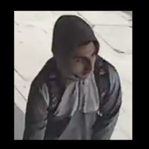 🚨 Do you recognise this man? Police appeal after two electric bikes stolen in Fareham 🚨