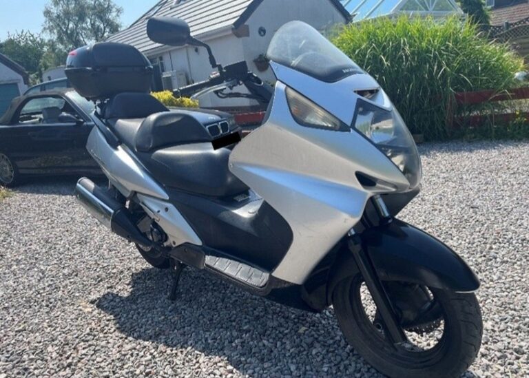 Appeal after Honda Silver Wing 600 stolen during Hythe test ride